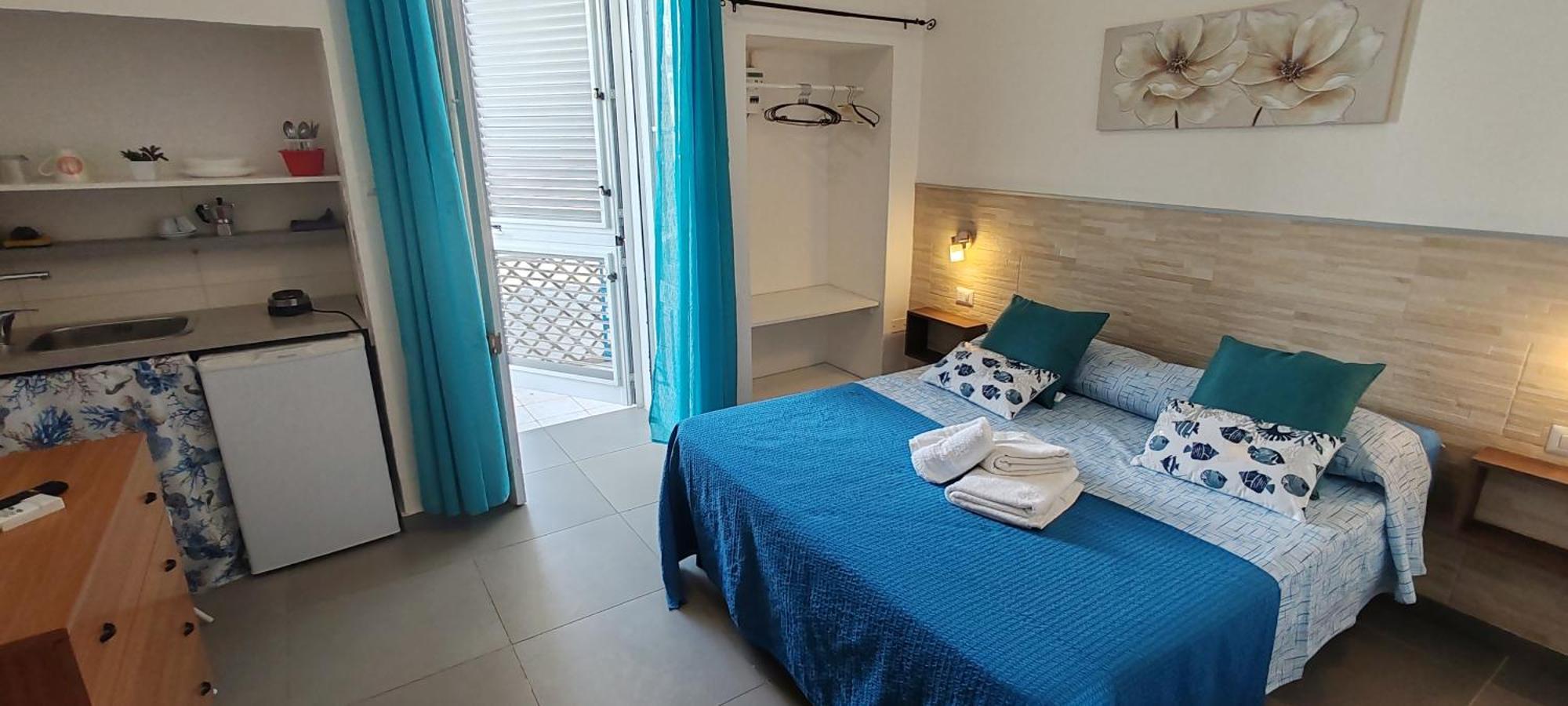 Cortili Del Mar Hotel Torre San Giovanni Buitenkant foto